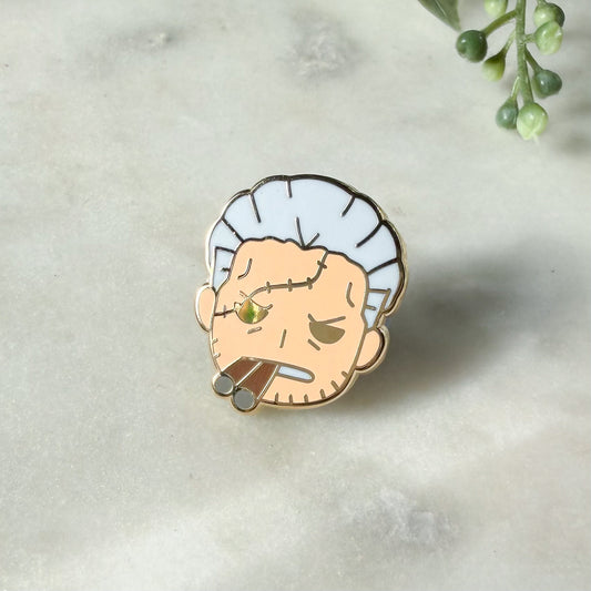 Smoker Chibi Pin