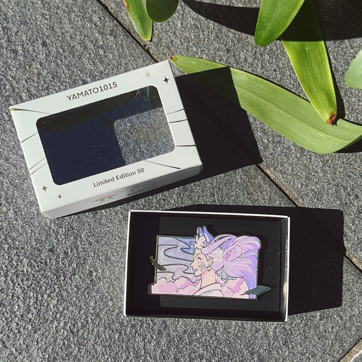 YAM1015 LE Twilight Pin