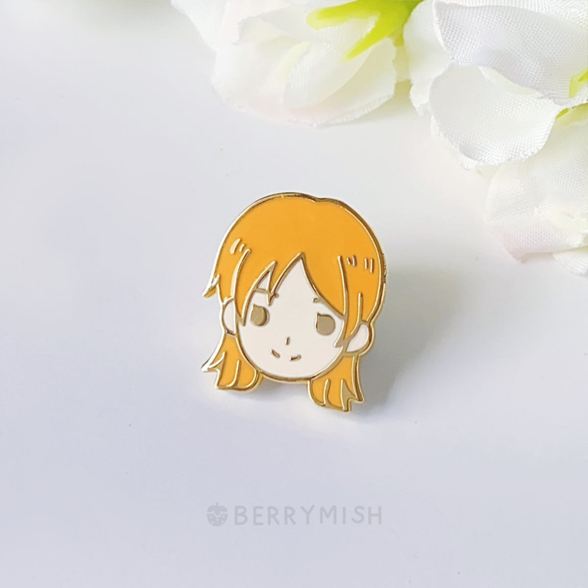Nami Chibi Pin